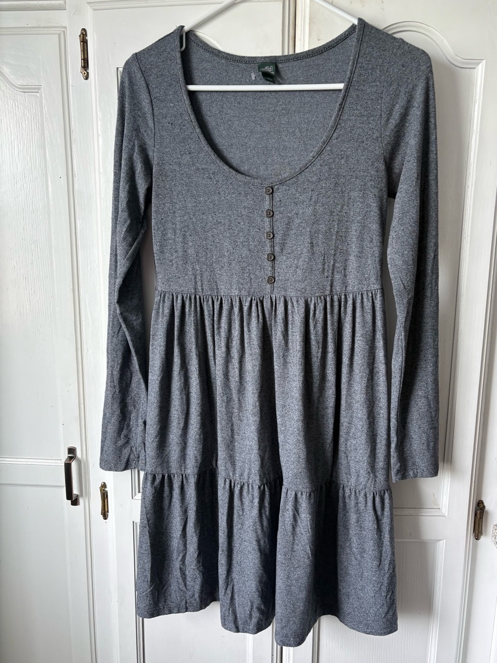 wild fable Gray Long-Sleeve Tiered Scoop Neck Dress